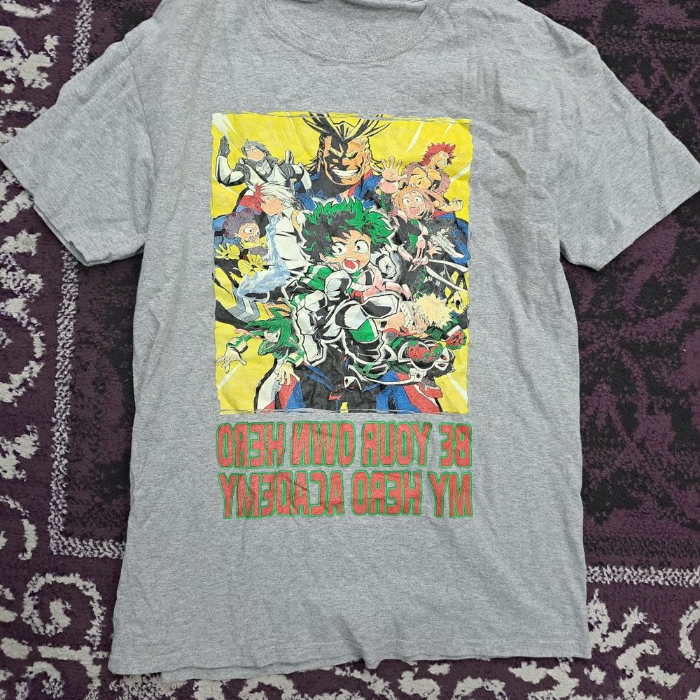 VINTAGE HERO'S ACADEMY T-SHIRT MEN OR WOMEN (GREAT VALUE)(GREAT BUY)